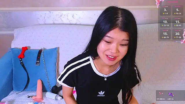 Tina Kim  online show from 07.11.26