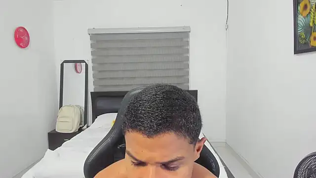 Snapshot of corzoethan chatting on 02.20.26 corzoethan online show from 02.20.26