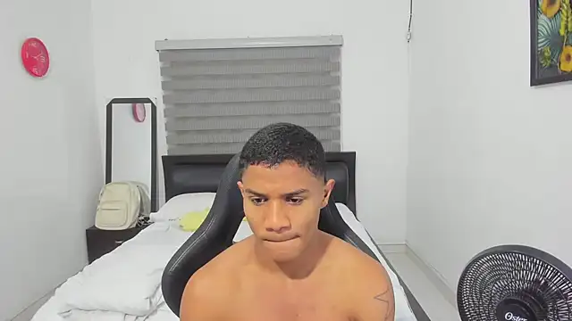 Snapshot of corzoethan chatting on 02.22.26 corzoethan online show from 02.22.26