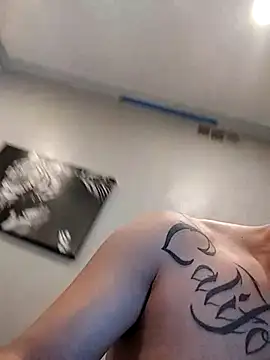 Daddie2hung online show from 03.10.25