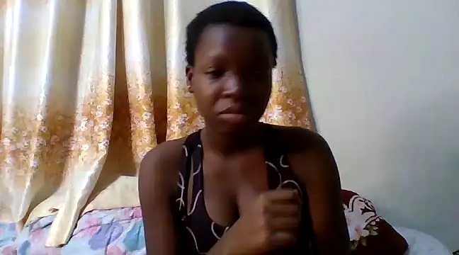 Snapshot of hunnybee007 chatting on 03.03.25 hunnybee007 online show from 03.03.25