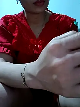 Blythe 69 online show from 04.02.26