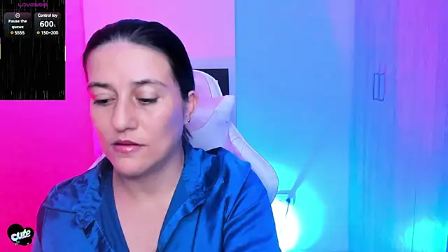 Saskyaa online show from 02.26.25