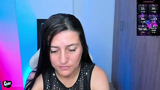 Saskyaa online show from 10.05.25