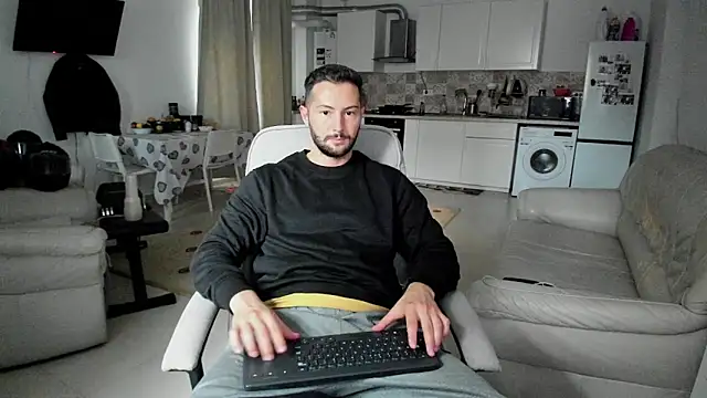 ZackFraser online show from 10.06.25