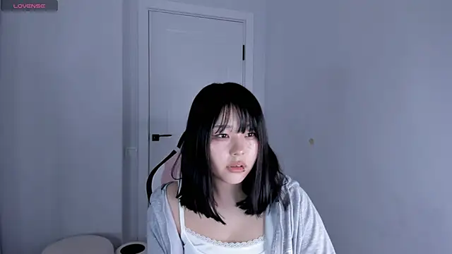 hee young11 online show from 12.14.25