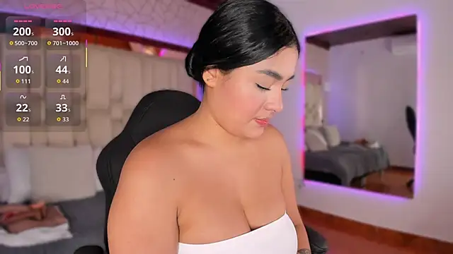 Kleverly Manson1 online show from 10.14.25