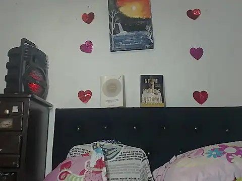 Snapshot of valerivegass chatting on 10.08.25 valerivegass online show from 10.08.25