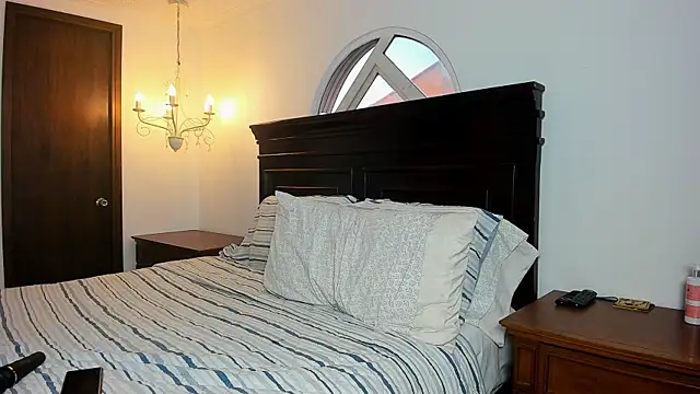 mabelsaravia online show from 07.09.26