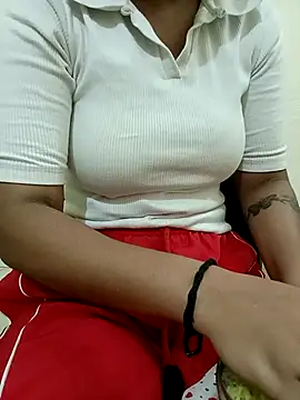 Snapshot of sweet_jia23 chatting on 10.30.25 sweet jia23 online show from 10.30.25