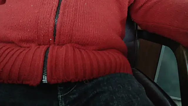 smoothandtiny online show from 02.12.25