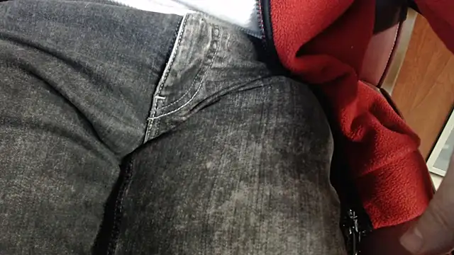 smoothandtiny online show from 02.26.25