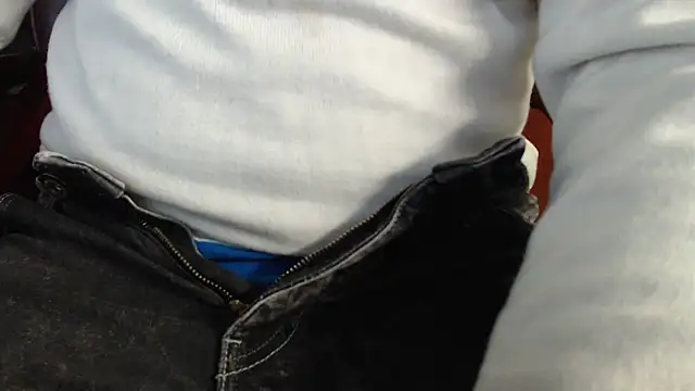 smoothandtiny online show from 03.02.25