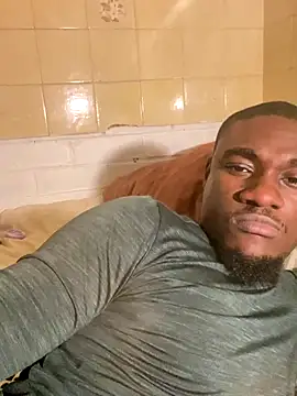 Pinepool21 online show from 10.08.25