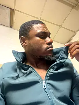 Pinepool21 online show from 11.06.25