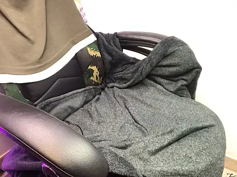 layneinchains online show from 10.13.25