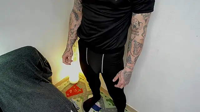 layneinchains online show from 11.12.25