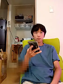 Snapshot of freeeeeessssss111 chatting on 09.17.25 freeeeeessssss111 online show from 09.17.25