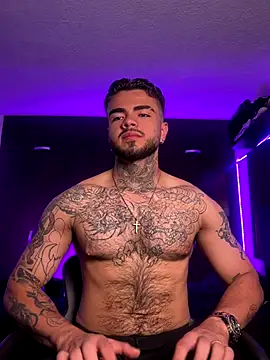 Snapshot of innsolemnia chatting on 10.06.25 innsolemnia online show from 10.06.25