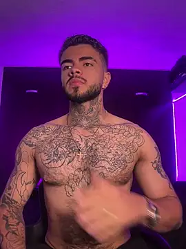 Snapshot of innsolemnia chatting on 10.15.25 innsolemnia online show from 10.15.25