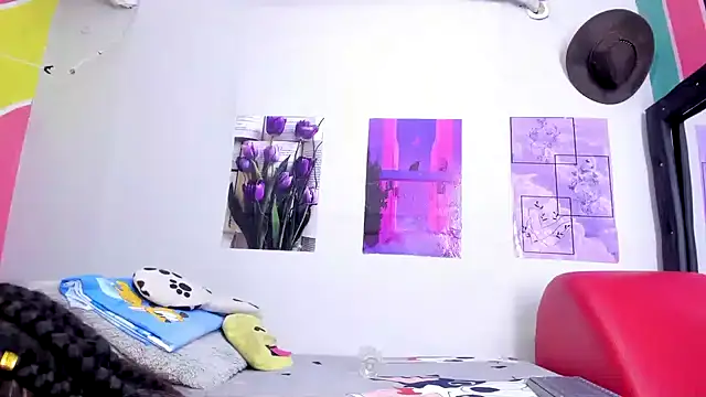 makena18 online show from 12.22.24