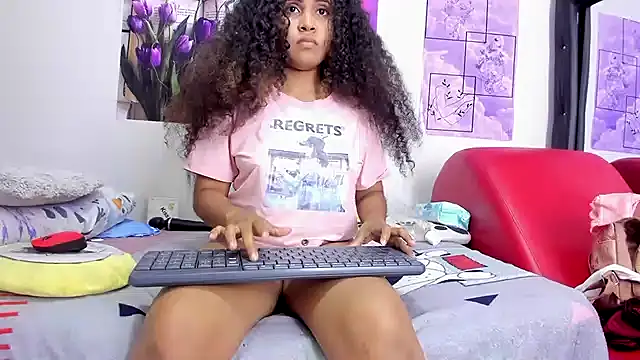 makena18 online show from 12.22.24