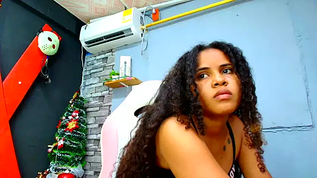 makena18 online show from 01.13.25