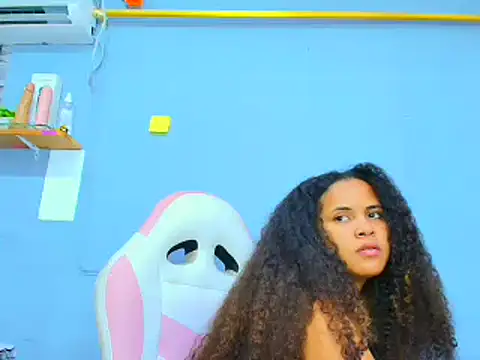 makena18 online show from 02.01.25