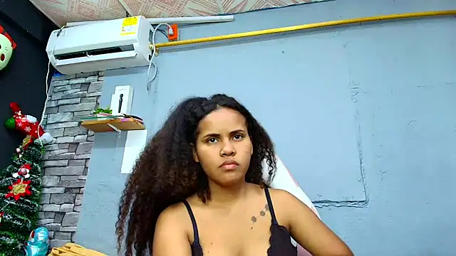 makena18 online show from 02.04.25