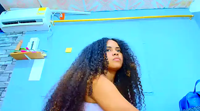 makena18 online show from 02.21.25