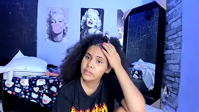 makena18 online show from 09.09.25