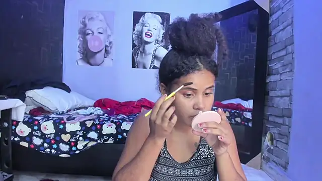 makena18 online show from 09.14.25