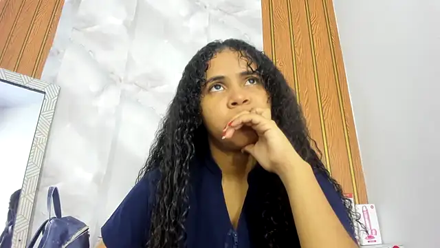 makena18 online show from 10.02.25