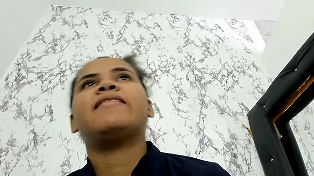 makena18 online show from 10.31.25