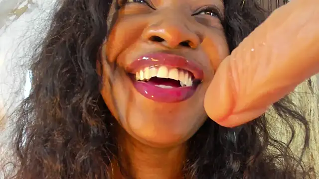 aidaadams online show from 02.16.25