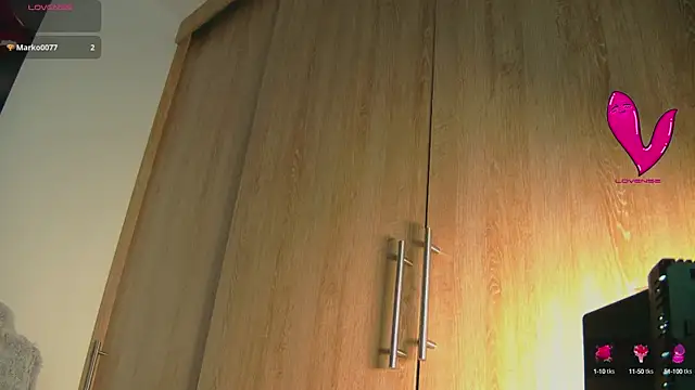 aidaadams online show from 10.12.25