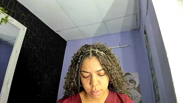 Alika01 online show from 01.23.25