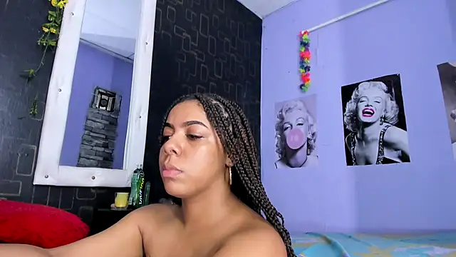Alika01 online show from 01.25.25