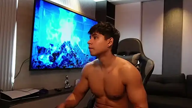 Snapshot of Bray_Kevin chatting on 04.08.26 Bray Kevin online show from 04.08.26