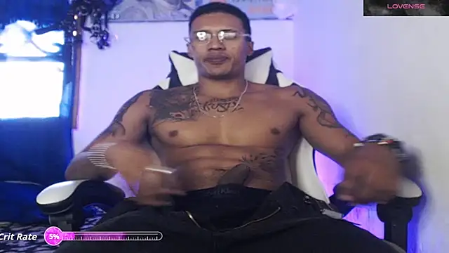 Snapshot of Ryan_coopper chatting on 10.06.25 Ryan coopper online show from 10.06.25