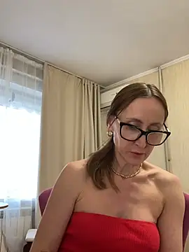 LauraDavis online show from 06.05.26