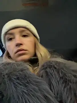 StasyWood online show from 11.28.25