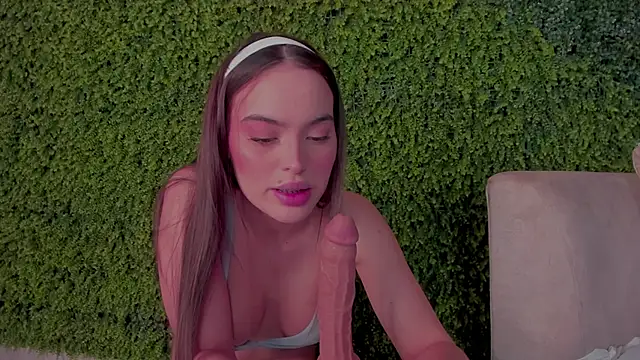 Snapshot of Abby-me chatting on 02.21.25 Abby-me online show from 02.21.25