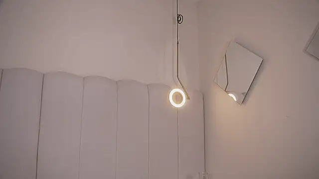 Snapshot of Abby-me chatting on 10.21.25 Abby-me online show from 10.21.25