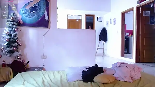 Snapshot of Tiffany_prettygirl chatting on 12.23.24 Tiffany prettygirl online show from 12.23.24