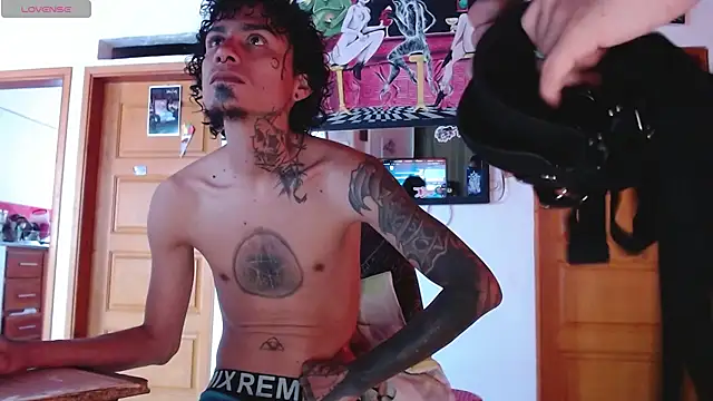 Snapshot of Tiffany_prettygirl chatting on 09.09.25 Tiffany prettygirl online show from 09.09.25