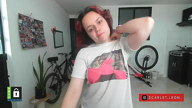 Scarletleon77 online show from 09.29.25