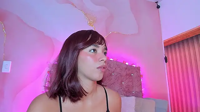 Snapshot of Khassia_f32 chatting on 03.06.25 Khassia f32 online show from 03.06.25