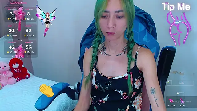 Snapshot of Erika_Stevens chatting on 10.14.25 Erika Stevens online show from 10.14.25