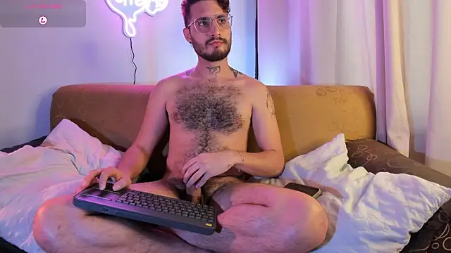 axel giracr online show from 12.21.25